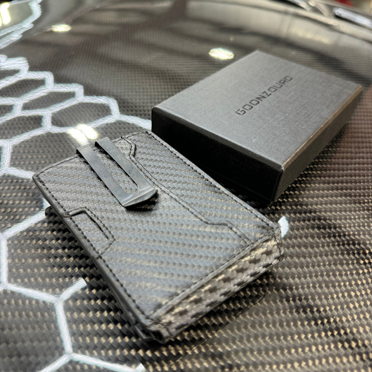 Folding Pop Up Carbon Fiber Wallet